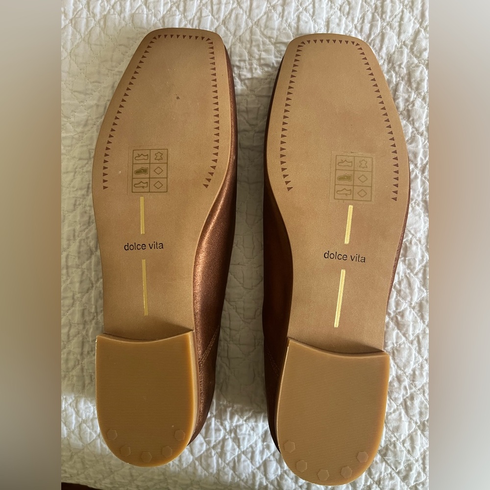 DOLCE VITA “Anisa” Flats in Copper Metallic 7 NEW IN BOX - Picture 3 of 7